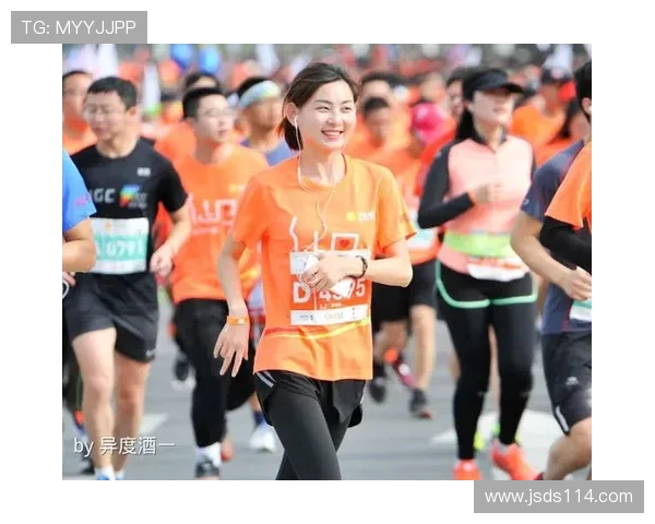 南京街舞队在城市马拉松积分榜中以68分稳居第一名引领全场